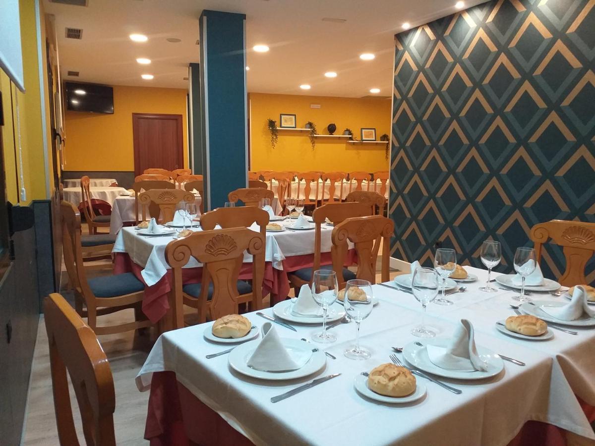 Hostal Virgen Del Villar Laguna de Duero Zewnętrze zdjęcie